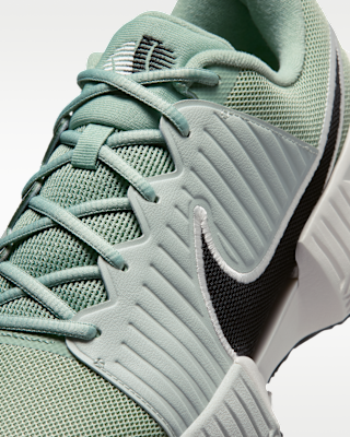 Nike Zoom GP Challenge Pro Men's Clay Court Tennis Shoes. Nike DK